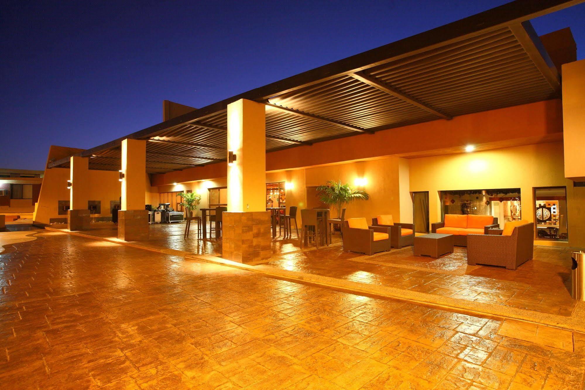 Hotel Gandara Hermosillo Exteriör bild