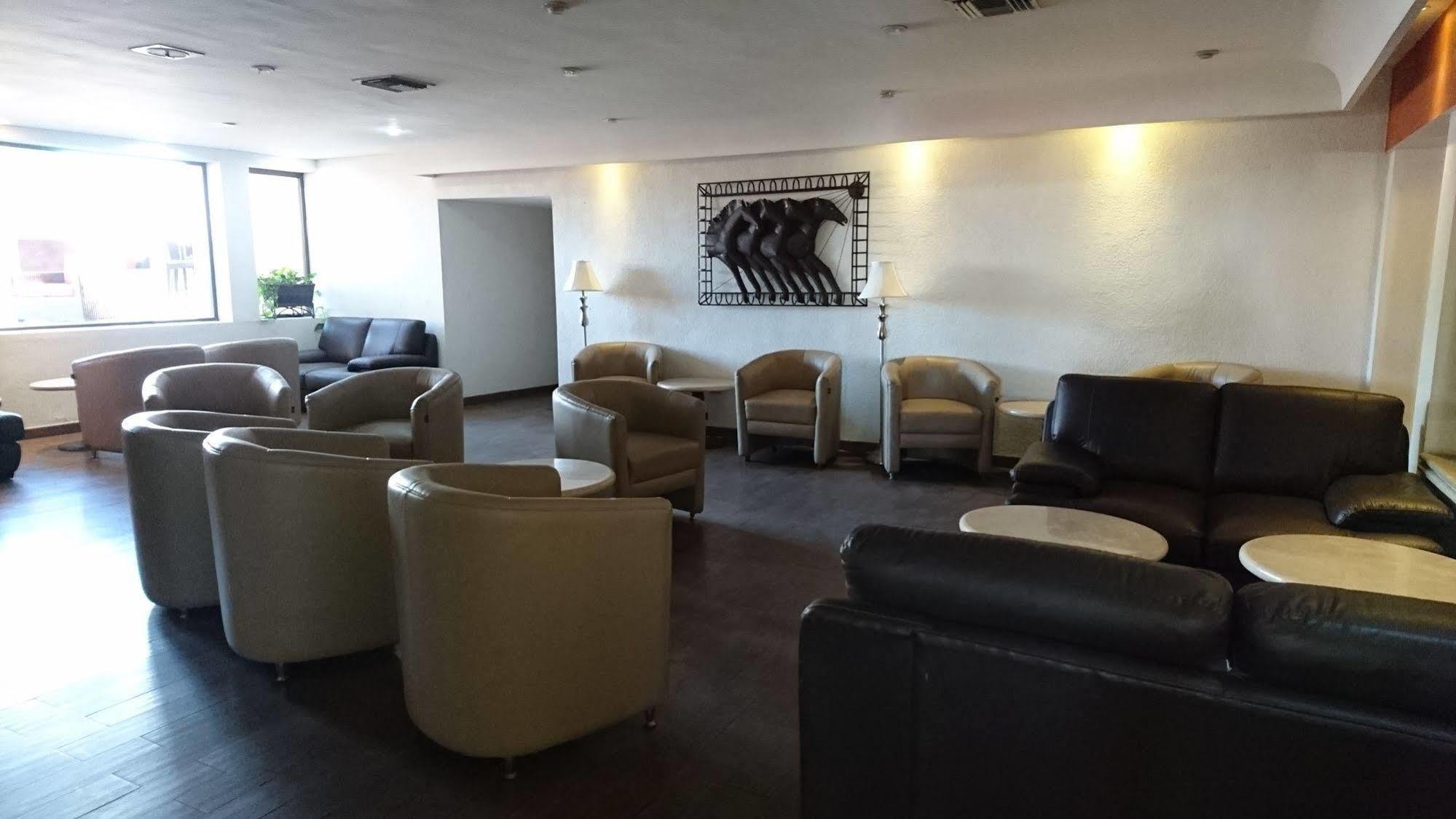 Hotel Gandara Hermosillo Exteriör bild